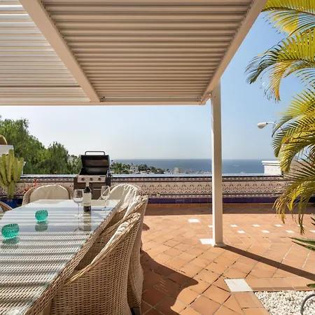 Marbella-private Heated Pool And Breathtaking View Вілла Адехе