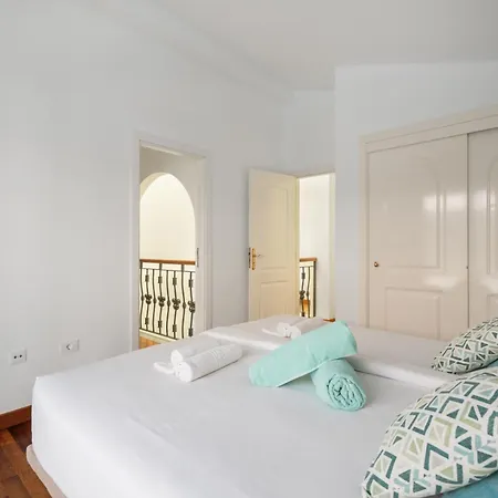 Villa Marbella-private Heated Pool And Breathtaking View